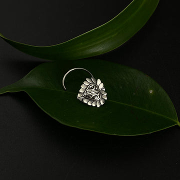 Auspicious Peepal Leaf Nose Pin